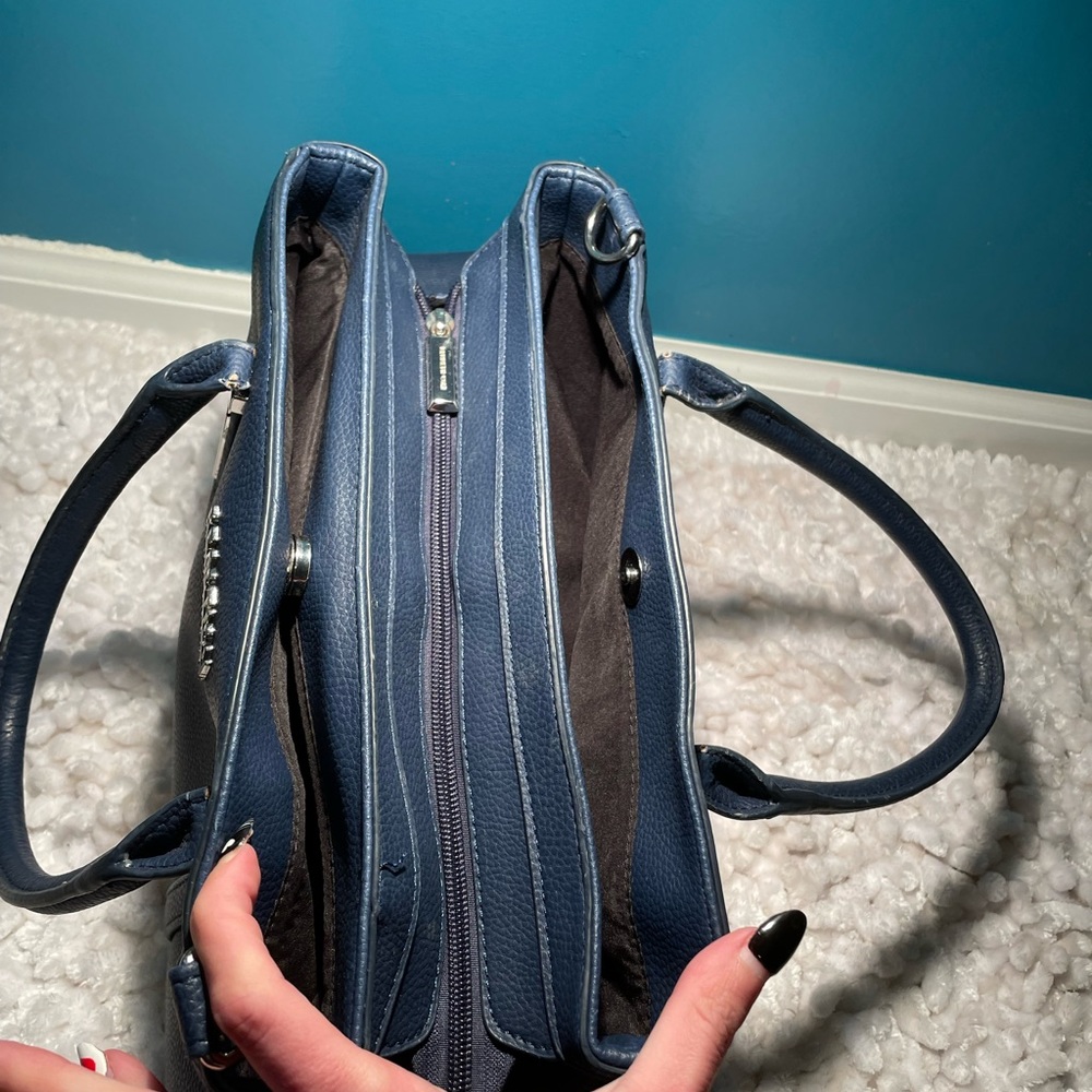 Navy Handbag - Picture 8 of 11